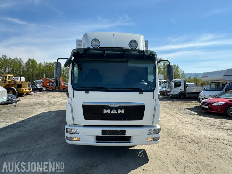 2013 MAN TGL 8.220 4X2BL - 18PL Carrier Frys - Bakløft - EU-Godkjent - Грузовик с закрытым кузовом: фото 2 2013 MAN TGL 8.220 4X2BL - 18PL Carrier Frys - Bakløft - EU-Godkjent - Грузовик с закрытым кузовом: фото 2