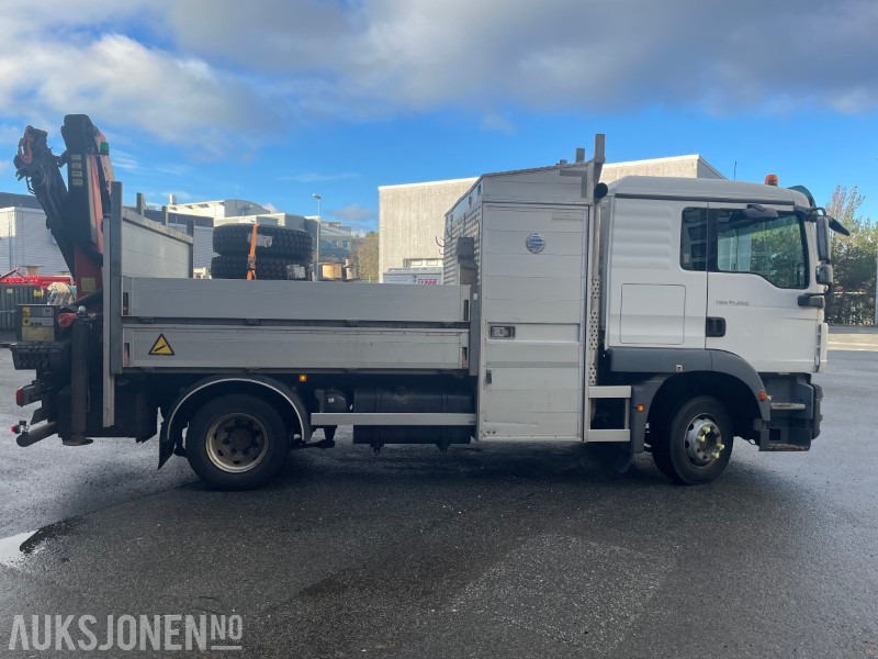 2013 MAN TGM 15.290 E- verkspåbygg med bak montert kran (Palfinger PK9002 – EH) og vinsj - Nye vinterfelger og dekk - Автоманипулятор: фото 5 2013 MAN TGM 15.290 E- verkspåbygg med bak montert kran (Palfinger PK9002 – EH) og vinsj - Nye vinterfelger og dekk - Автоманипулятор: фото 5