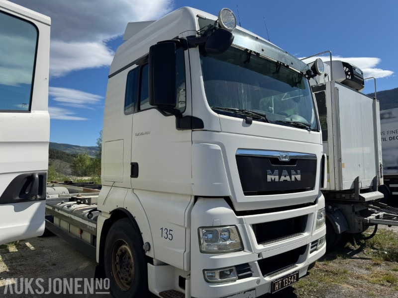 2013 MAN TGX 26.480 chassis med containerfester - Грузовик-контейнеровоз/ Сменный кузов: фото 3 2013 MAN TGX 26.480 chassis med containerfester - Грузовик-контейнеровоз/ Сменный кузов: фото 3