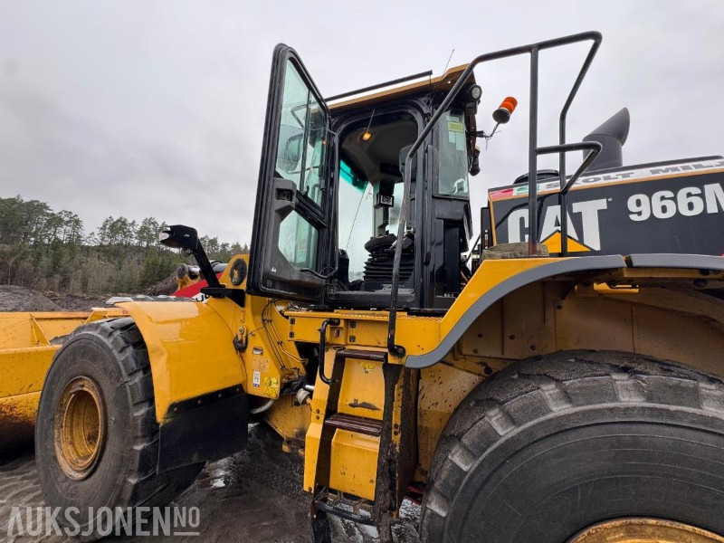 Колёсный погрузчик 2015 CAT 966M FOREST MACHINE HJULLASTER, VEKT, SENTRALSMØRING, FULL SERVICEHISTORIKK, SKUFFE: фото 18 Колёсный погрузчик 2015 CAT 966M FOREST MACHINE HJULLASTER, VEKT, SENTRALSMØRING, FULL SERVICEHISTORIKK, SKUFFE: фото 18