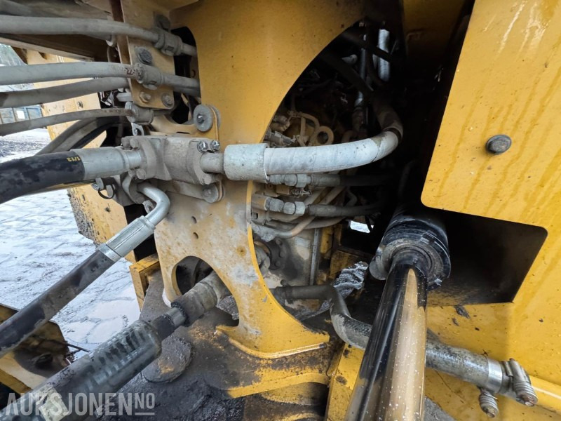 Колёсный погрузчик 2015 CAT 966M FOREST MACHINE HJULLASTER, VEKT, SENTRALSMØRING, FULL SERVICEHISTORIKK, SKUFFE: фото 44 Колёсный погрузчик 2015 CAT 966M FOREST MACHINE HJULLASTER, VEKT, SENTRALSMØRING, FULL SERVICEHISTORIKK, SKUFFE: фото 44