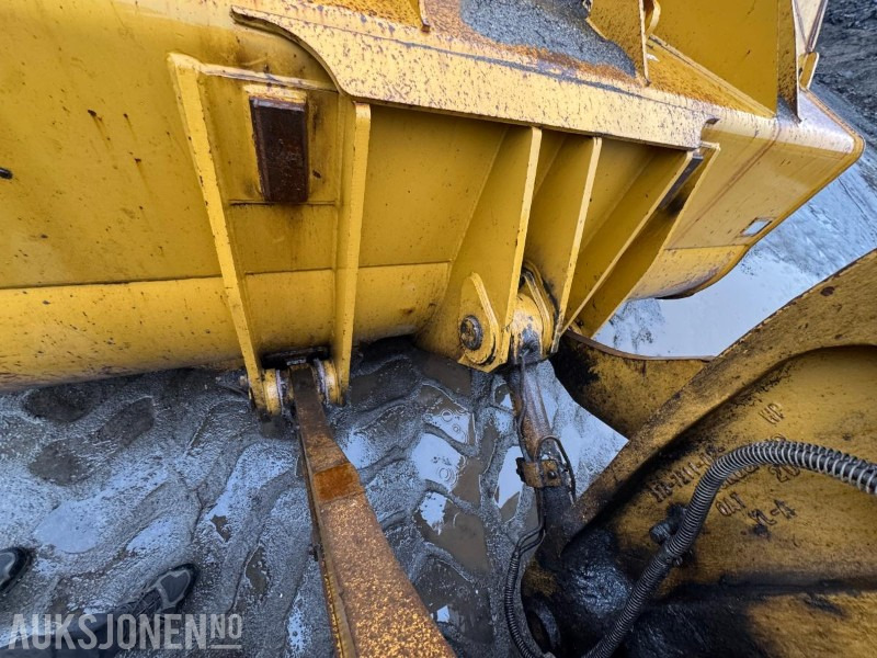 Колёсный погрузчик 2015 CAT 966M FOREST MACHINE HJULLASTER, VEKT, SENTRALSMØRING, FULL SERVICEHISTORIKK, SKUFFE: фото 15 Колёсный погрузчик 2015 CAT 966M FOREST MACHINE HJULLASTER, VEKT, SENTRALSMØRING, FULL SERVICEHISTORIKK, SKUFFE: фото 15