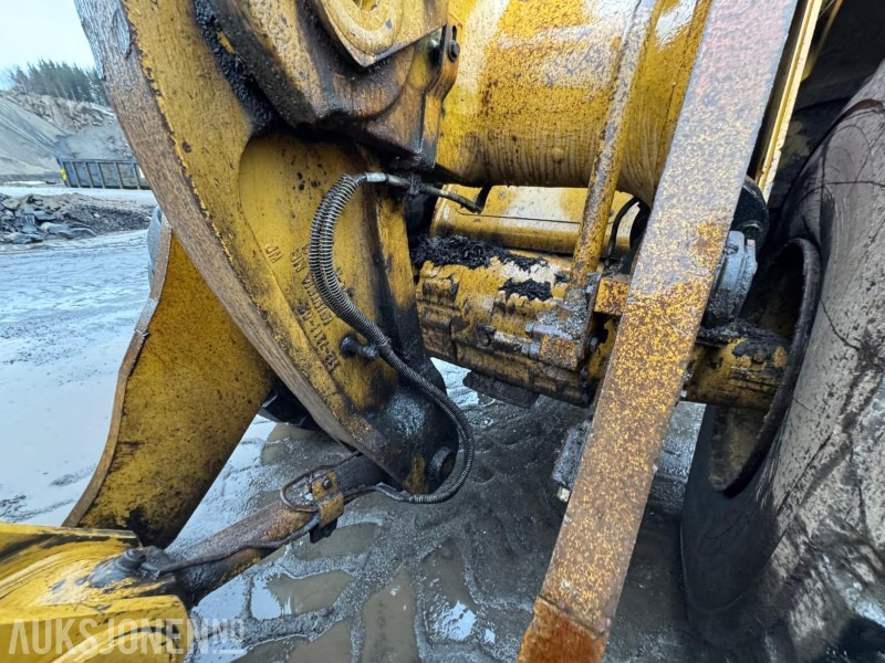 Колёсный погрузчик 2015 CAT 966M FOREST MACHINE HJULLASTER, VEKT, SENTRALSMØRING, FULL SERVICEHISTORIKK, SKUFFE: фото 16 Колёсный погрузчик 2015 CAT 966M FOREST MACHINE HJULLASTER, VEKT, SENTRALSMØRING, FULL SERVICEHISTORIKK, SKUFFE: фото 16