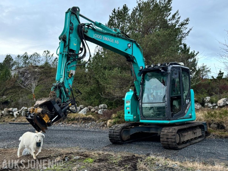 2016 Kobelco SK75SR-3E - 8,5 tonns gravemaskin med gummibelter - Tiltrotator - Pusskuffe - Bunkringspumpe - Sentralsmøring - Sertifisert - Экскаватор: фото 1 2016 Kobelco SK75SR-3E - 8,5 tonns gravemaskin med gummibelter - Tiltrotator - Pusskuffe - Bunkringspumpe - Sentralsmøring - Sertifisert - Экскаватор: фото 1
