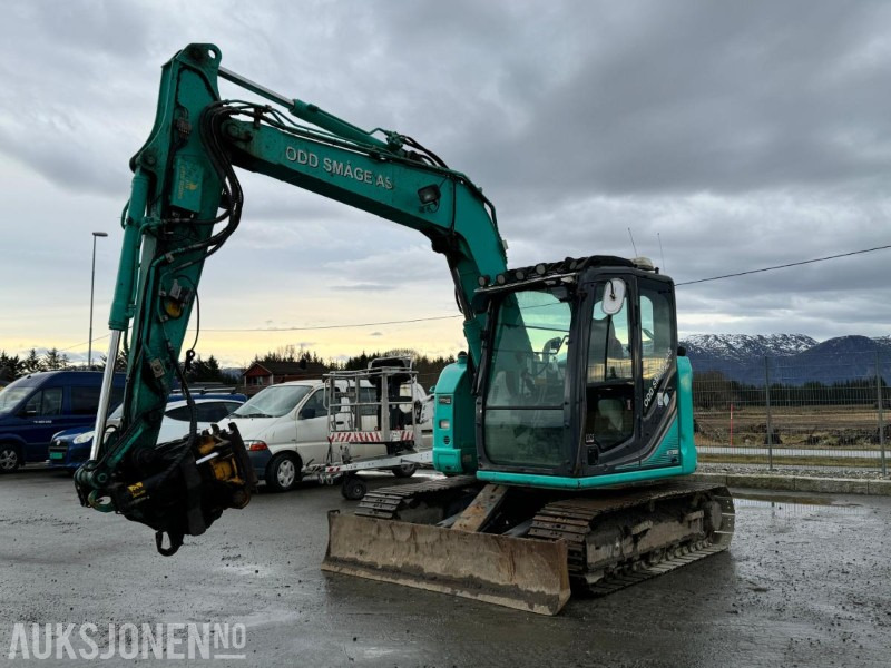 2016 Kobelco SK75SR-3E - 8 tonns gravemaskin - Tiltrotator - Pusskuffe - Bunkringspumpe - sentralsmøring - Sertifisert - Экскаватор: фото 1 2016 Kobelco SK75SR-3E - 8 tonns gravemaskin - Tiltrotator - Pusskuffe - Bunkringspumpe - sentralsmøring - Sertifisert - Экскаватор: фото 1