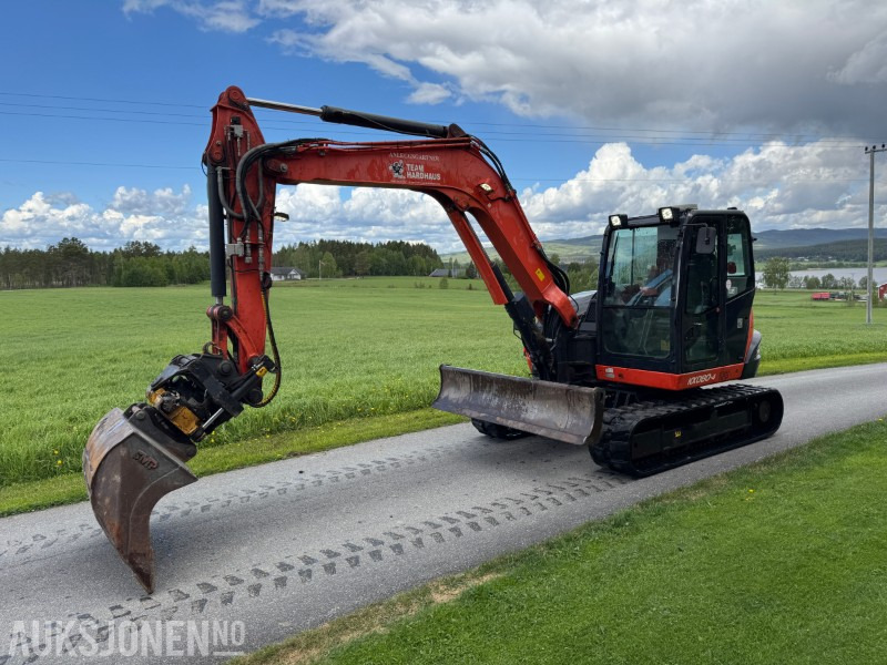 Экскаватор 2016 Kubota KX080-4 gravemaskin TILTROTATOR, 2 SKUFFER, SENTRALSMØRING: фото 1