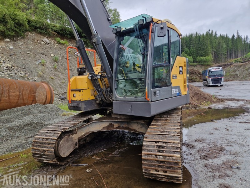 2016 Volvo EC235EL Beltegraver - tiltrotator - GPS - Skuffe - Экскаватор: фото 4 2016 Volvo EC235EL Beltegraver - tiltrotator - GPS - Skuffe - Экскаватор: фото 4