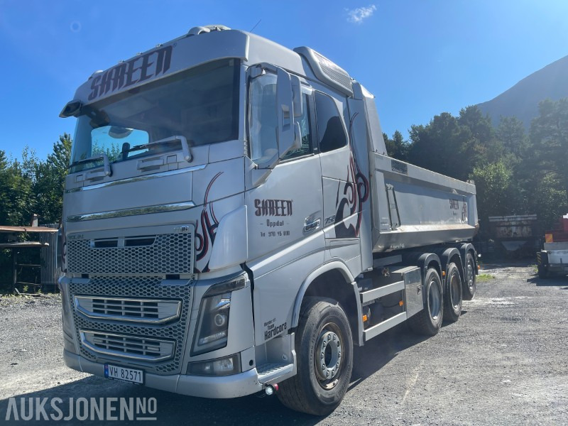 2016 Volvo FH16 FH750 8x4 tippbil - Самосвал: фото 1 2016 Volvo FH16 FH750 8x4 tippbil - Самосвал: фото 1