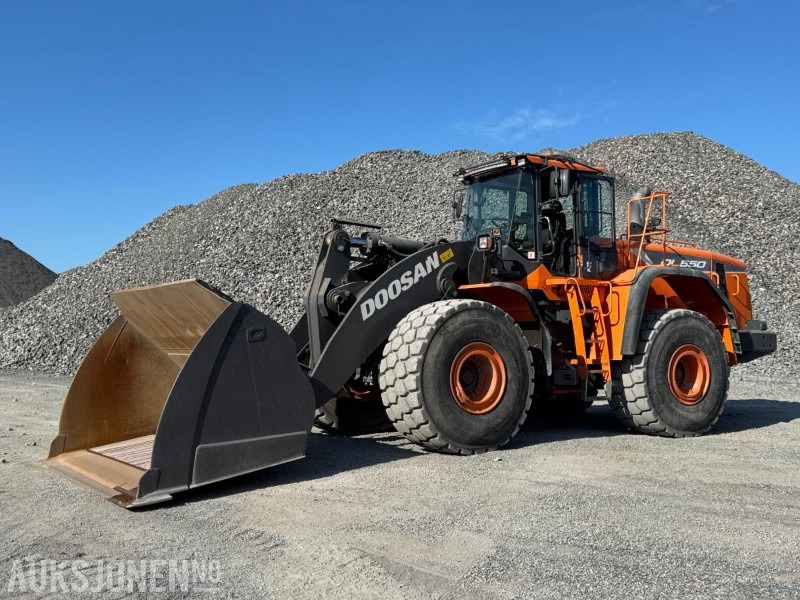 2019 Doosan DL550-5 hjullaster med skuffe / Spakstyring / Loadtronic vekt - Колёсный погрузчик: фото 3 2019 Doosan DL550-5 hjullaster med skuffe / Spakstyring / Loadtronic vekt - Колёсный погрузчик: фото 3