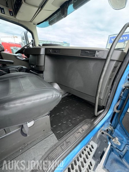 Крюковой мультилифт 2019 Volvo FH 540 - 6x2 - Krokbil - Fjernstyrt Palfinger krokløftpåbygg med knekk på tårn - Nylig EU godkjent: фото 17