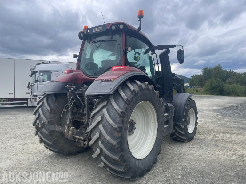 2020 Valtra T254 Versu Traktor med frontlaster landbruksdekk/vinterdekk, 50 km/t Eu-godkjent til 26 - Трактор: фото 4 2020 Valtra T254 Versu Traktor med frontlaster landbruksdekk/vinterdekk, 50 km/t Eu-godkjent til 26 - Трактор: фото 4