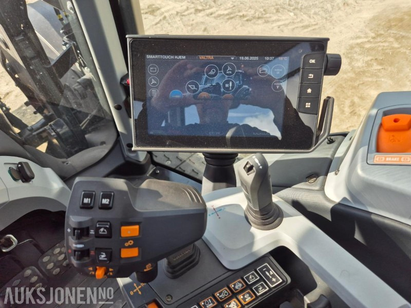 Трактор 2021 Valtra T 234 VERSU med laster og front hydraulikk / PTO: фото 24 Трактор 2021 Valtra T 234 VERSU med laster og front hydraulikk / PTO: фото 24