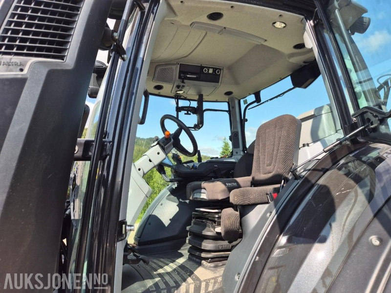 Трактор 2021 Valtra T 234 VERSU med laster og front hydraulikk / PTO: фото 17 Трактор 2021 Valtra T 234 VERSU med laster og front hydraulikk / PTO: фото 17