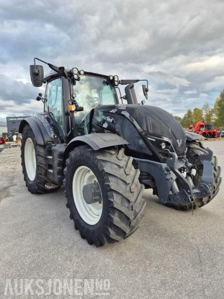 2021 Valtra T254 traktor 4X4, FRONTHYDRAULIKK, VENDBAR FØRERPLASS - Трактор: фото 3 2021 Valtra T254 traktor 4X4, FRONTHYDRAULIKK, VENDBAR FØRERPLASS - Трактор: фото 3