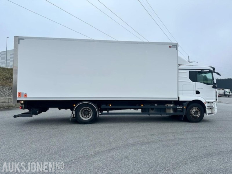 2022 MAN TGM lastebil – 18 paller – Meget god stand - 141868 km. - Грузовик с закрытым кузовом: фото 5 2022 MAN TGM lastebil – 18 paller – Meget god stand - 141868 km. - Грузовик с закрытым кузовом: фото 5