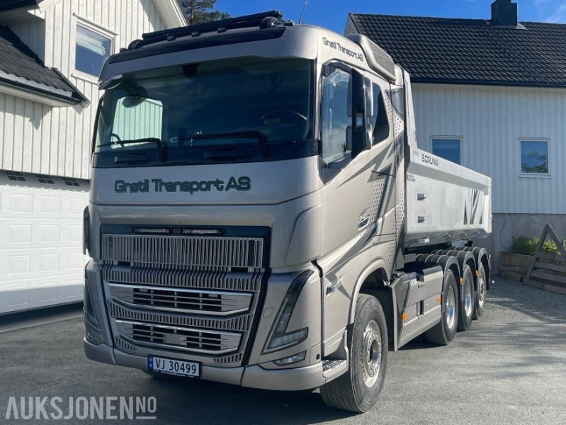 2022 Volvo FH16 750 8x4 Tridem – Gullavtale, Én Eier, EU-godkjent til 15.05.2026 - Самосвал: фото 1 2022 Volvo FH16 750 8x4 Tridem – Gullavtale, Én Eier, EU-godkjent til 15.05.2026 - Самосвал: фото 1