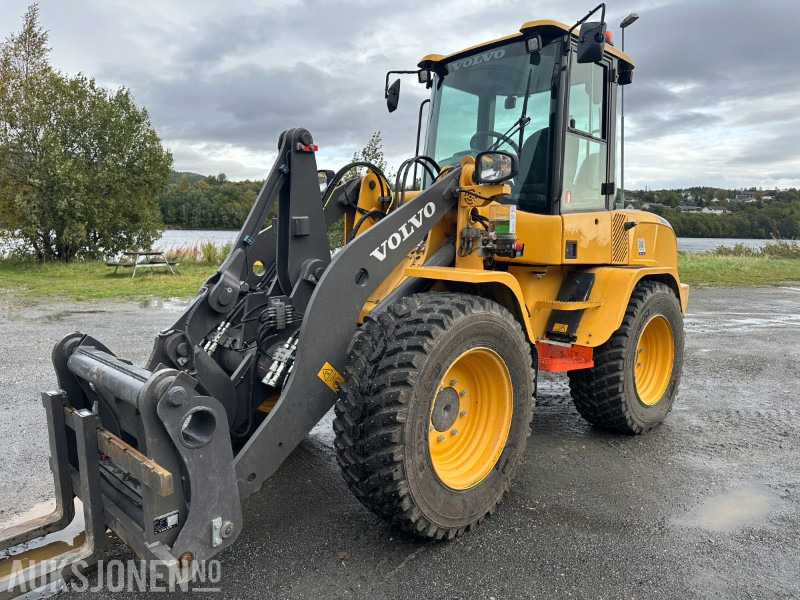 2024 Volvo L35GT HJULLASTER MED PALLEGAFFLER - 256 TIMER - Колёсный погрузчик: фото 1 2024 Volvo L35GT HJULLASTER MED PALLEGAFFLER - 256 TIMER - Колёсный погрузчик: фото 1