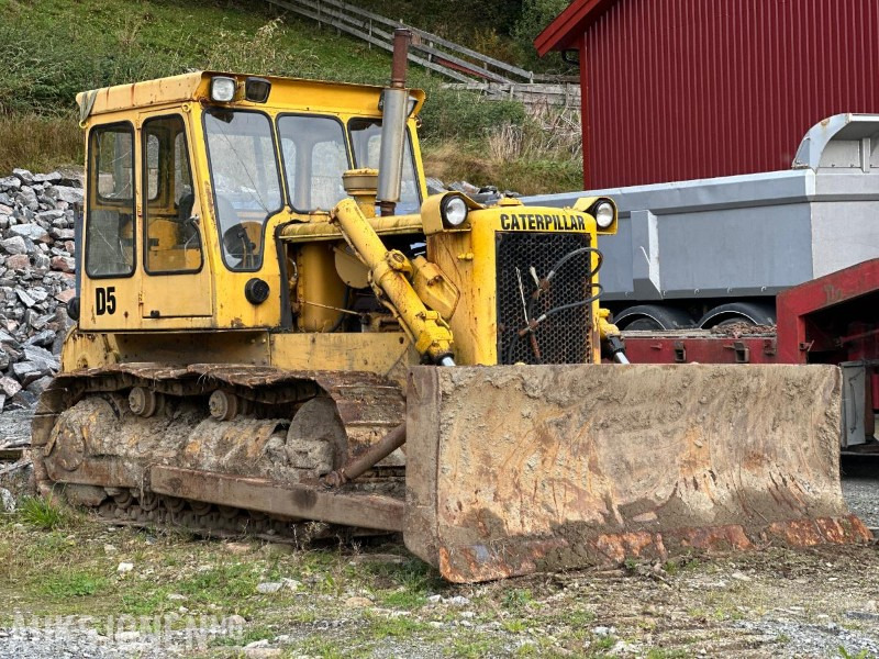 Cat D5 Bulldoser // doser - Строительное оборудование: фото 2 Cat D5 Bulldoser // doser - Строительное оборудование: фото 2