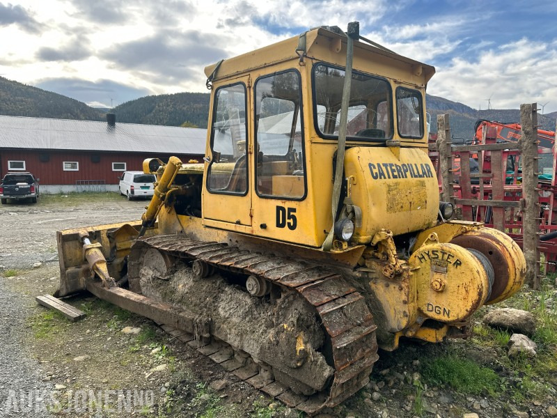 Cat D5 Bulldoser // doser - Строительное оборудование: фото 4 Cat D5 Bulldoser // doser - Строительное оборудование: фото 4
