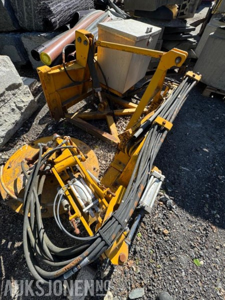 Feiekost til traktor/lastebil - Строительное оборудование: фото 2 Feiekost til traktor/lastebil - Строительное оборудование: фото 2