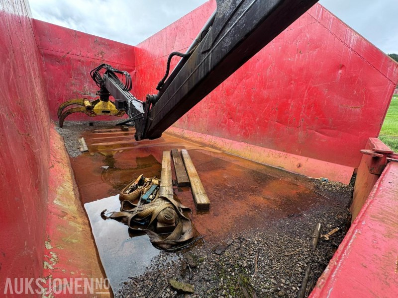 2005 Krokcontainer 35 m3 med Loglift F105S79R kran med hytte - Rekkevidde på 9,7 m - Грузовик: фото 5 2005 Krokcontainer 35 m3 med Loglift F105S79R kran med hytte - Rekkevidde på 9,7 m - Грузовик: фото 5