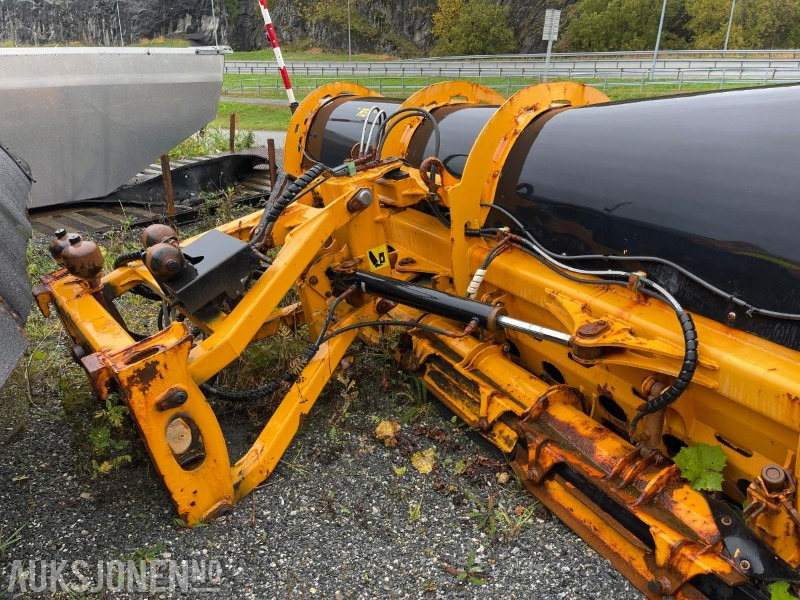 2013 Meiren MSP 3703 LH Plog - Грузовик: фото 3 2013 Meiren MSP 3703 LH Plog - Грузовик: фото 3