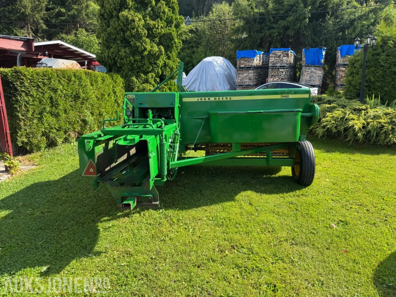 John Deere 342 Småballepresse - Трактор: фото 3 John Deere 342 Småballepresse - Трактор: фото 3