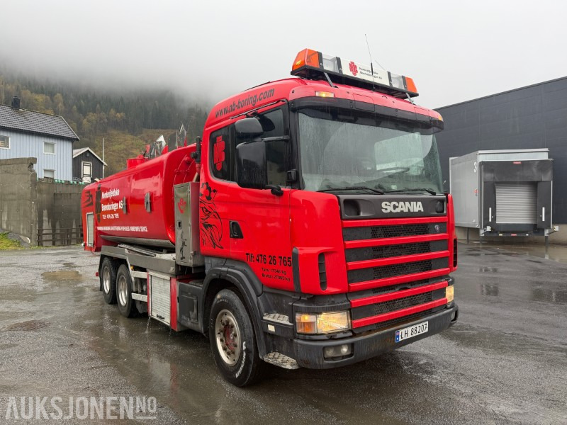 1999 Scania R124 Spyle/sugebil med Korp & Sönn påbygg - Коммунальная/ Специальная техника: фото 2 1999 Scania R124 Spyle/sugebil med Korp & Sönn påbygg - Коммунальная/ Специальная техника: фото 2