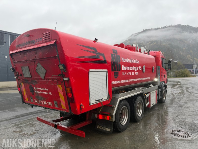 1999 Scania R124 Spyle/sugebil med Korp & Sönn påbygg - Коммунальная/ Специальная техника: фото 4 1999 Scania R124 Spyle/sugebil med Korp & Sönn påbygg - Коммунальная/ Специальная техника: фото 4