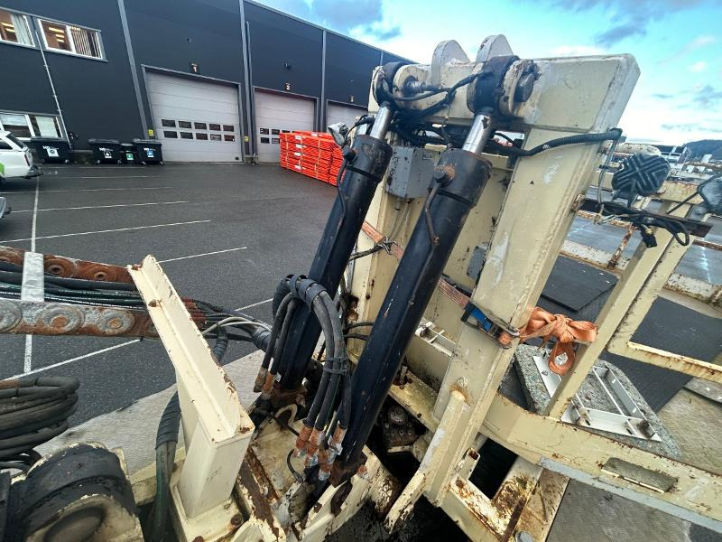 2013 Volvo FMX 370 6X4 med NORMET Esslift 1000 plattform / korg - nylig EU godkjent в лизинг 2013 Volvo FMX 370 6X4 med NORMET Esslift 1000 plattform / korg - nylig EU godkjent: фото 13