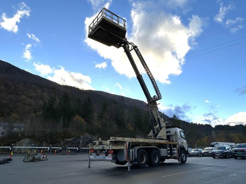 2013 Volvo FMX 370 6X4 med NORMET Esslift 1000 plattform / korg - nylig EU godkjent - Коммунальная/ Специальная техника: фото 3 2013 Volvo FMX 370 6X4 med NORMET Esslift 1000 plattform / korg - nylig EU godkjent - Коммунальная/ Специальная техника: фото 3