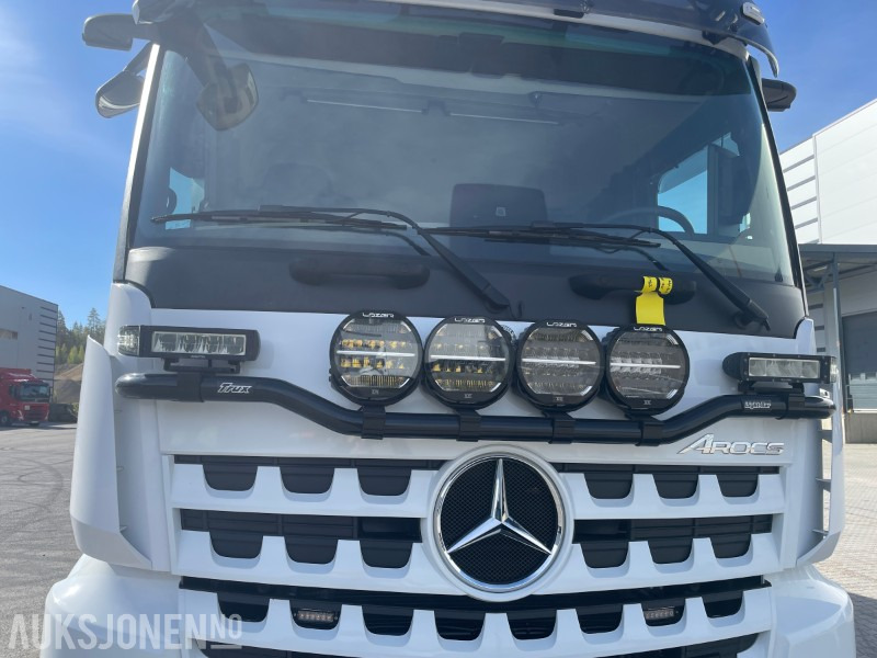 Mercedes-Benz Arocs 4X4 Kombibil - Самосвал: фото 4 Mercedes-Benz Arocs 4X4 Kombibil - Самосвал: фото 4