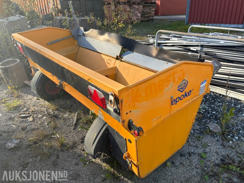 2015 Epoke TKB12-280 Sand- og saltspreder - Навесное оборудование для Строительной техники: фото 2 2015 Epoke TKB12-280 Sand- og saltspreder - Навесное оборудование для Строительной техники: фото 2