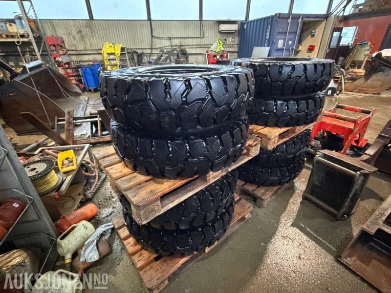 2025 Nokian 4 stk Hjulgraverdekk 10.00–20 – Nær Ny Stand – På Felg - Навесное оборудование для Строительной техники: фото 3 2025 Nokian 4 stk Hjulgraverdekk 10.00–20 – Nær Ny Stand – På Felg - Навесное оборудование для Строительной техники: фото 3
