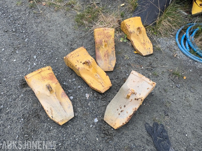 Cat graveskuffetenner til gravemaskin og/eller hjullaster - Навесное оборудование для Строительной техники: фото 1 Cat graveskuffetenner til gravemaskin og/eller hjullaster - Навесное оборудование для Строительной техники: фото 1