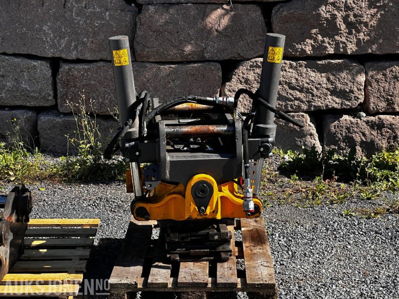 SMP ST22 Tiltrotator - Навесное оборудование для Строительной техники: фото 1 SMP ST22 Tiltrotator - Навесное оборудование для Строительной техники: фото 1