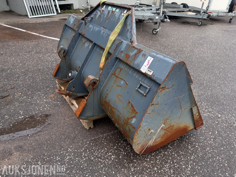 Skuffe til Merlo teleskoptruck - Навесное оборудование для Строительной техники: фото 3 Skuffe til Merlo teleskoptruck - Навесное оборудование для Строительной техники: фото 3