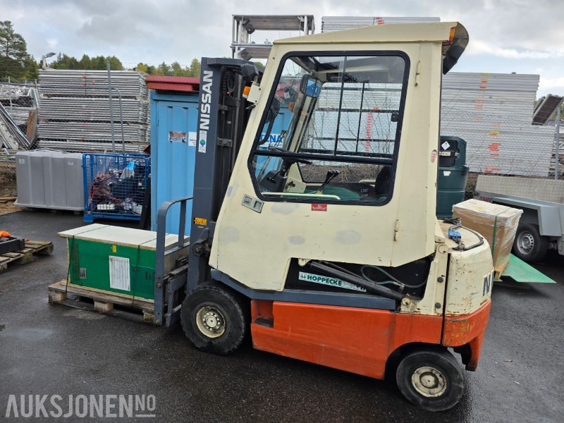1998 Nissan Q02L25U truck 2,5 T - Погрузочно-разгрузочная техника: фото 4 1998 Nissan Q02L25U truck 2,5 T - Погрузочно-разгрузочная техника: фото 4