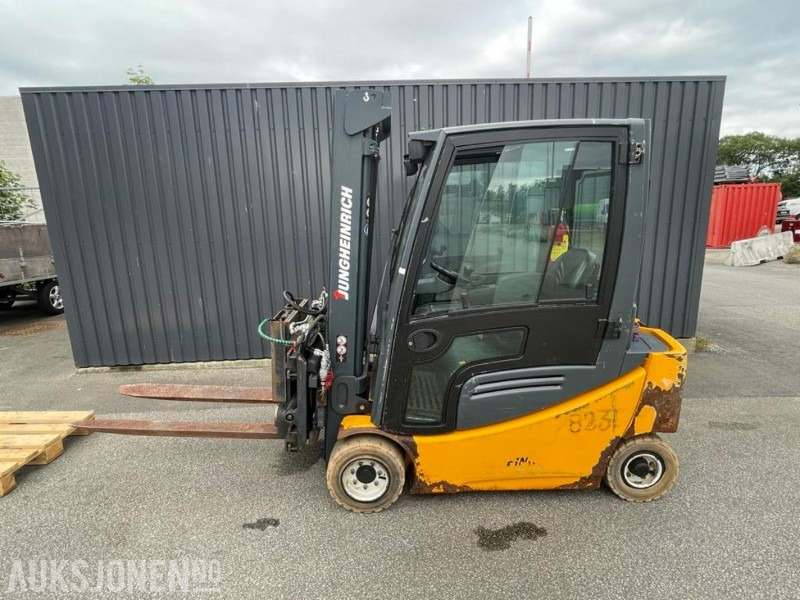 2012 Jungheinrich EFG 320 EL.Truck - Ravas vekt - 7 m. løftehøyde - 2 tonn løftekapasitet - 4812 timer. - Погрузочно-разгрузочная техника: фото 2 2012 Jungheinrich EFG 320 EL.Truck - Ravas vekt - 7 m. løftehøyde - 2 tonn løftekapasitet - 4812 timer. - Погрузочно-разгрузочная техника: фото 2
