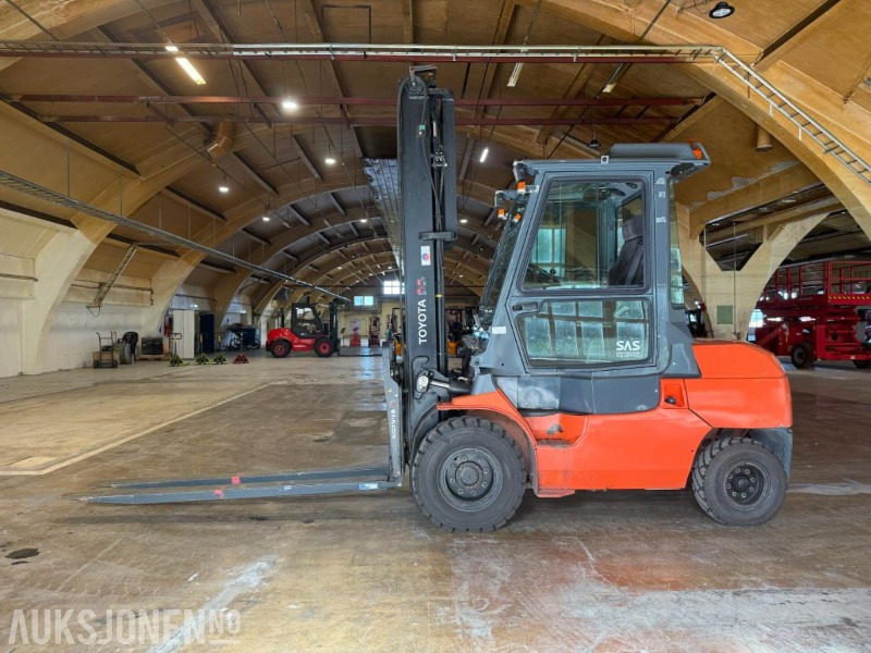 2012 Toyota 42-7FDA50 gaffeltruck- 1506 timer - årskontrollert og godkjent. - Погрузочно-разгрузочная техника: фото 2 2012 Toyota 42-7FDA50 gaffeltruck- 1506 timer - årskontrollert og godkjent. - Погрузочно-разгрузочная техника: фото 2