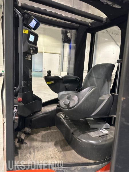 2015 Linde R17X Skyvemasttruck R17X, /Sertifisert/nytt batteri, 15207 timer - Погрузочно-разгрузочная техника: фото 5 2015 Linde R17X Skyvemasttruck R17X, /Sertifisert/nytt batteri, 15207 timer - Погрузочно-разгрузочная техника: фото 5