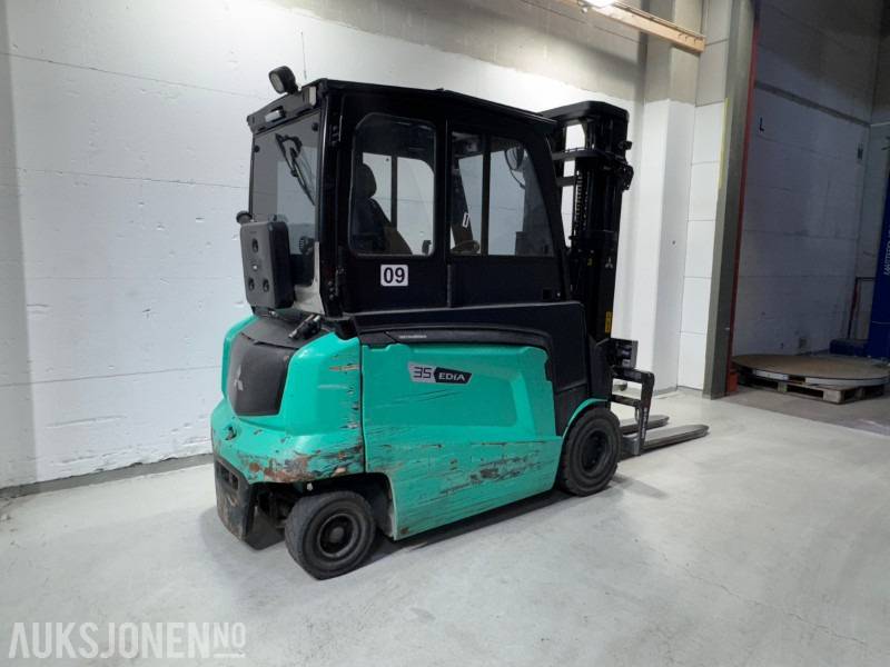 2019 Mitsubishi FB35N elektrisk motvektstruck - Погрузочно-разгрузочная техника: фото 4 2019 Mitsubishi FB35N elektrisk motvektstruck - Погрузочно-разгрузочная техника: фото 4