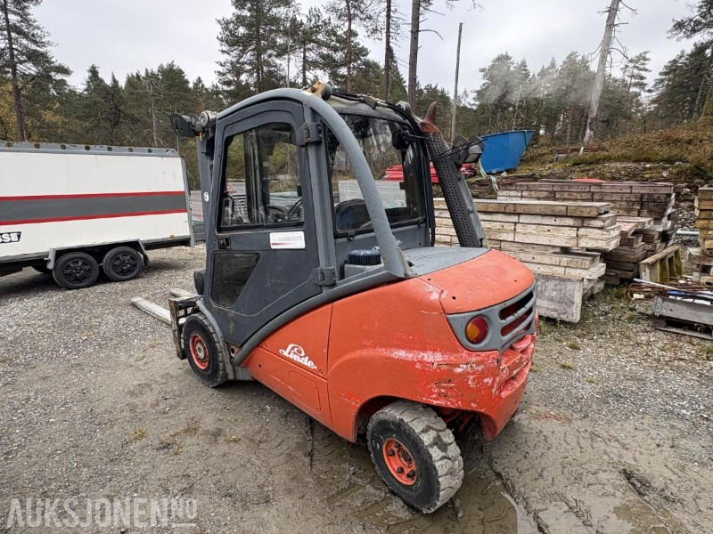 Linde truck H 35 D motvektstruck - Погрузочно-разгрузочная техника: фото 4 Linde truck H 35 D motvektstruck - Погрузочно-разгрузочная техника: фото 4