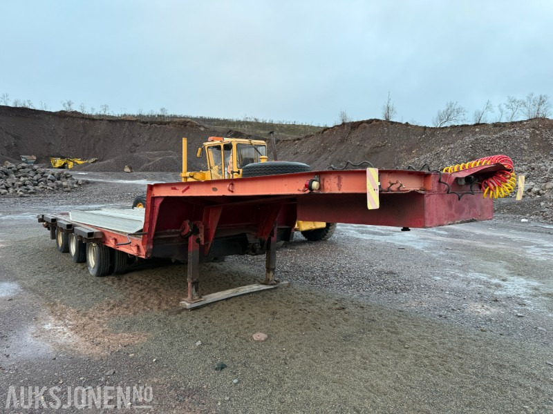 1976 HI GAIN LBS 33-EM - Maskinsemi - 3 akslet - Rep.objekt - Прицеп: фото 3 1976 HI GAIN LBS 33-EM - Maskinsemi - 3 akslet - Rep.objekt - Прицеп: фото 3