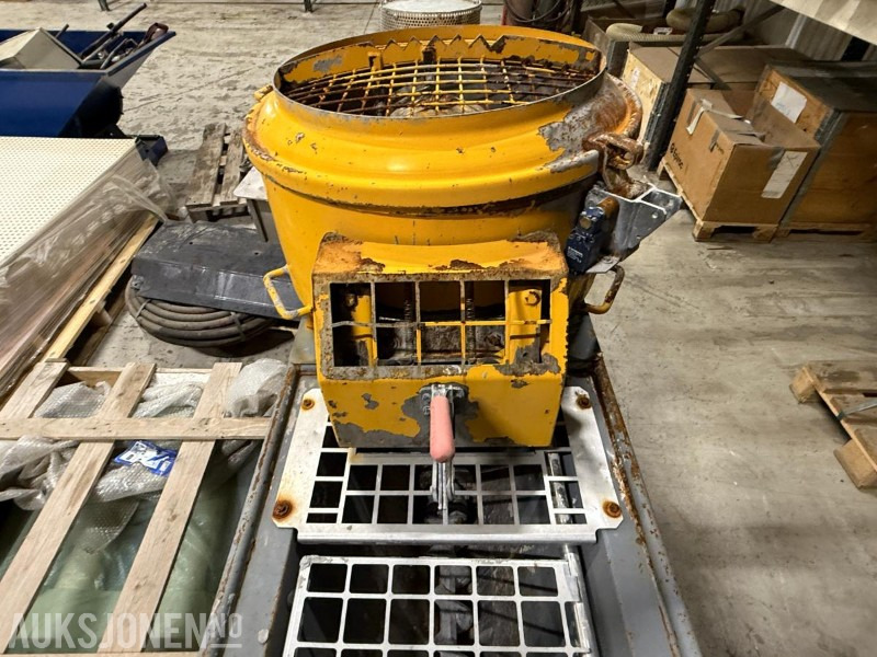 Putzmeister skruepumpe / mørtelpumpe / Sprøytemaskin - Строительное оборудование: фото 2 Putzmeister skruepumpe / mørtelpumpe / Sprøytemaskin - Строительное оборудование: фото 2