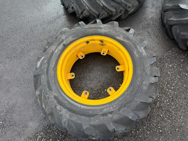 1 GoodYear 12.4-24 traktordekk med felg - Сельскохозяйственная техника: фото 2 1 GoodYear 12.4-24 traktordekk med felg - Сельскохозяйственная техника: фото 2