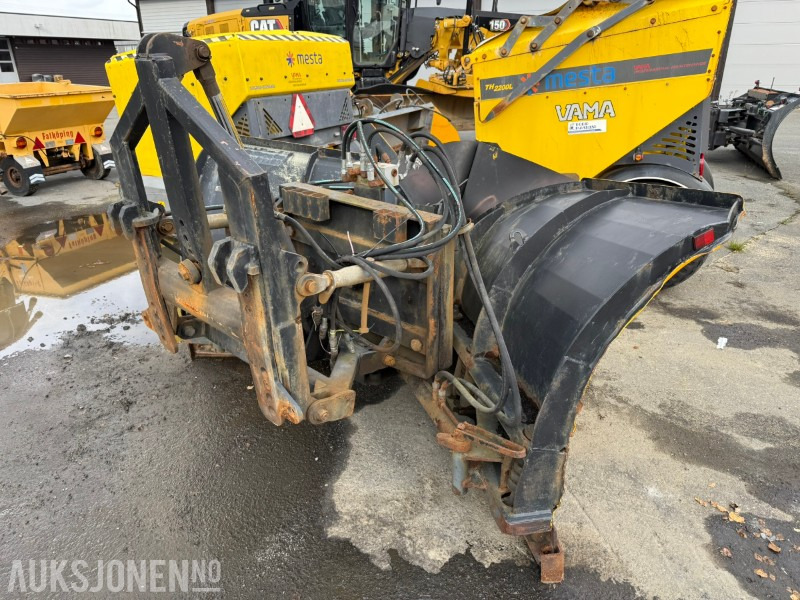 1999 Tellefsdal V-2700HS V-Plog - Сельскохозяйственная техника: фото 5 1999 Tellefsdal V-2700HS V-Plog - Сельскохозяйственная техника: фото 5