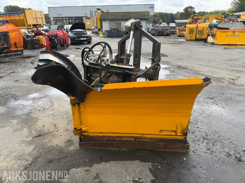 1999 Tellefsdal V-2700HS V-Plog - Сельскохозяйственная техника: фото 1 1999 Tellefsdal V-2700HS V-Plog - Сельскохозяйственная техника: фото 1
