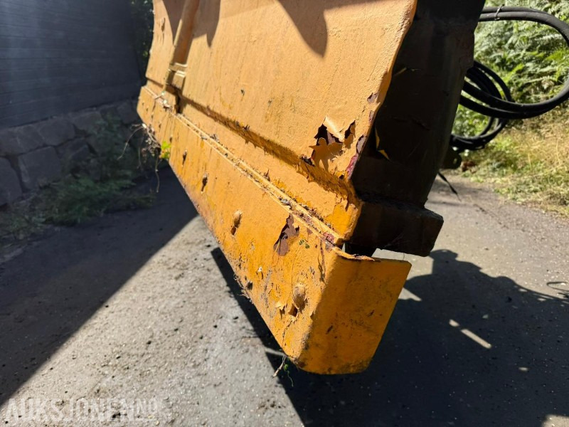 1999 Tellefsdal V2700HS V-Plog - Сельскохозяйственная техника: фото 5 1999 Tellefsdal V2700HS V-Plog - Сельскохозяйственная техника: фото 5