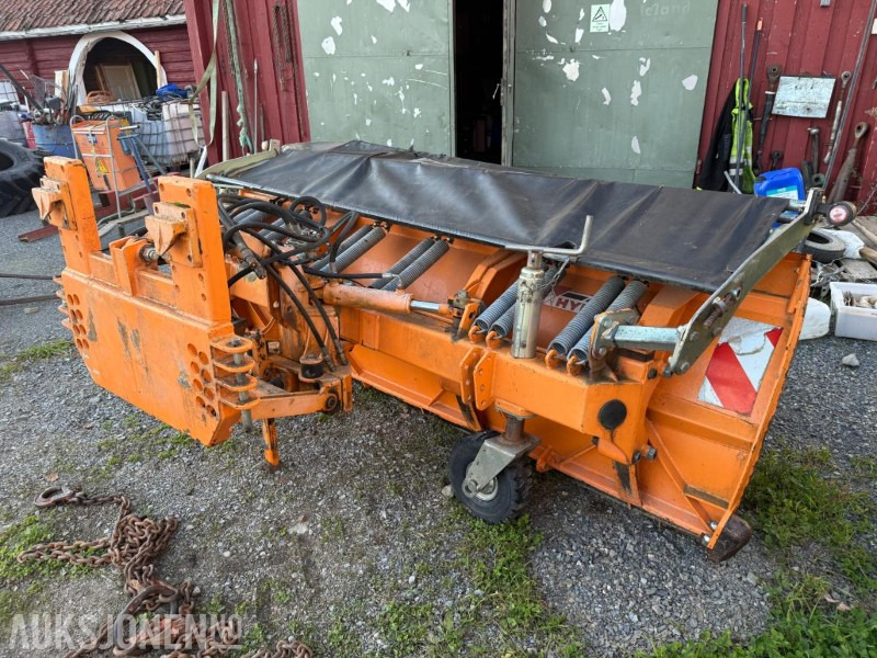 2000 Hydrac LB 300 Snøskjær - Сельскохозяйственная техника: фото 4 2000 Hydrac LB 300 Snøskjær - Сельскохозяйственная техника: фото 4